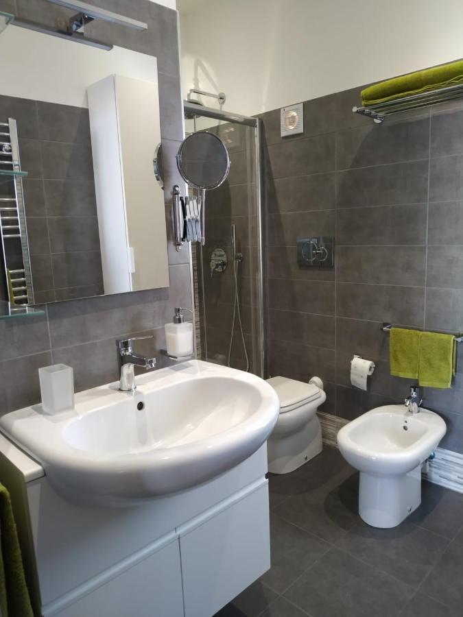 Michi'S Home - Attico In Centro Bari Luaran gambar